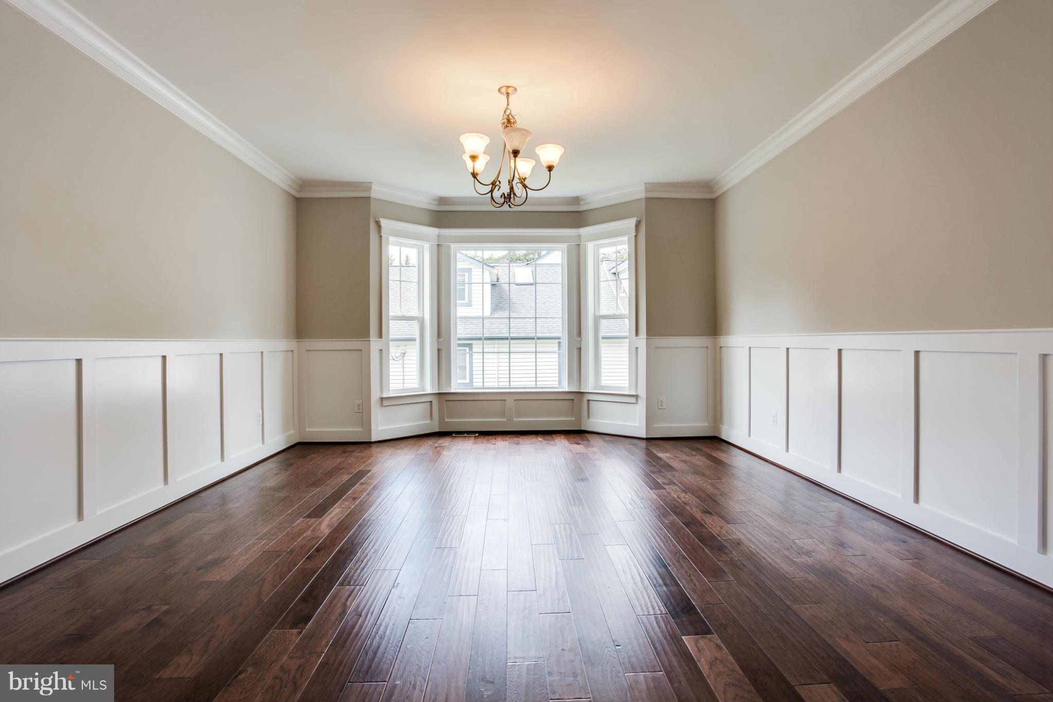 2735 Hidden Road Vienna, VA 22181 - Photo 7 of 30 Dining Room