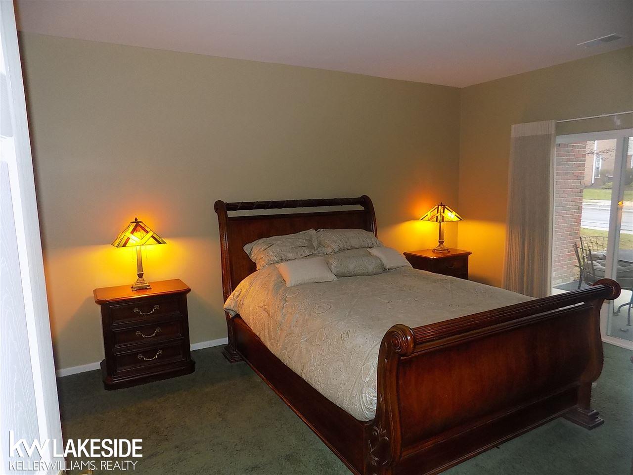 1900 Flagstone Circle Rochester, MI 48307 - Photo 11 of 21 31367537-10.JPG