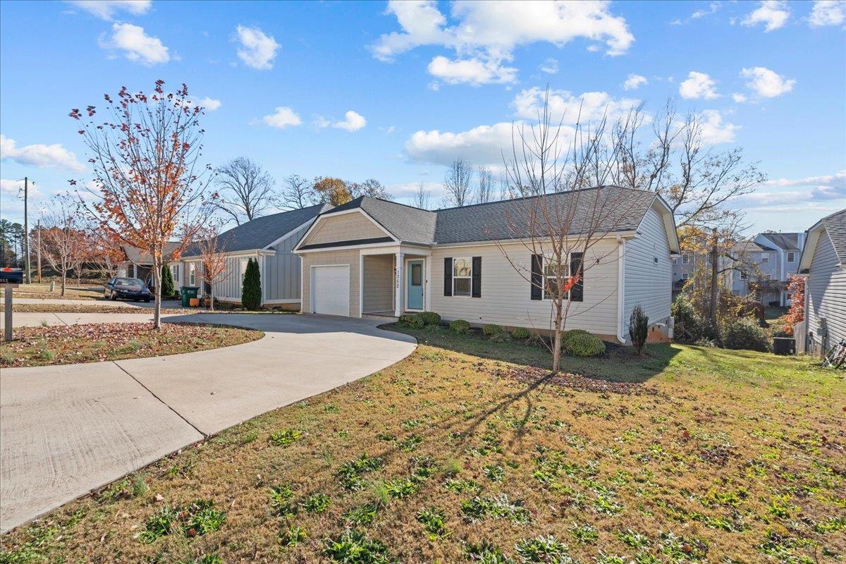 1352 Shoresbrook Road Spartanburg, SC 29301 - Photo 1 of 29 Gallery Image 1