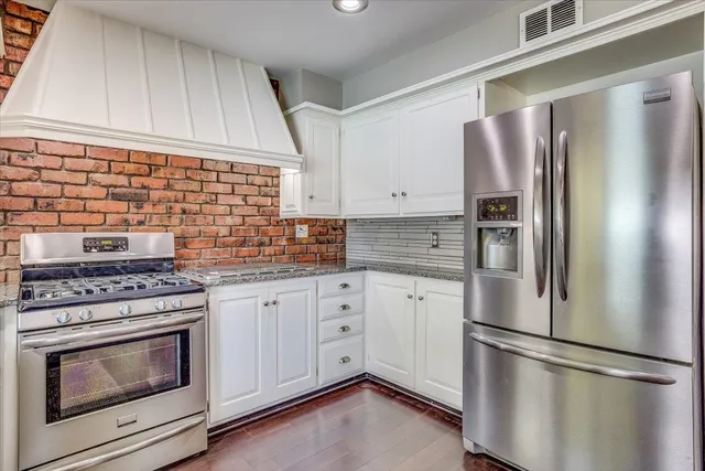 $559,900 | 2220 McLean North, Wichita, KS 67204