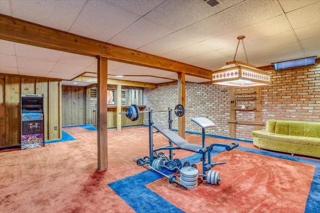 $559,900 | 2220 McLean North, Wichita, KS 67204