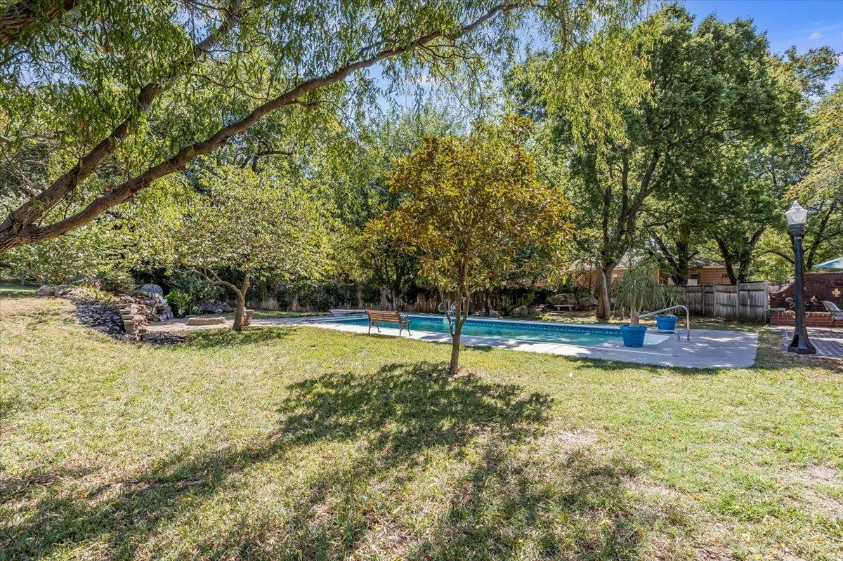 2220 McLean North Wichita, KS 67204 - Photo 32 of 36