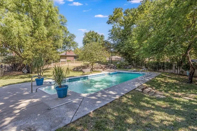 $559,900 | 2220 McLean North, Wichita, KS 67204