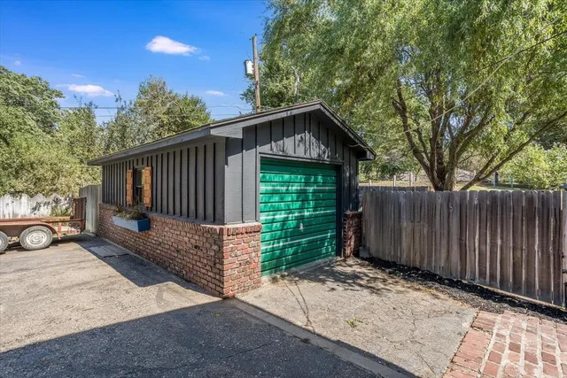 $559,900 | 2220 McLean North, Wichita, KS 67204