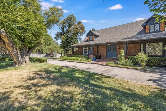 $559,900 | 2220 McLean North, Wichita, KS 67204