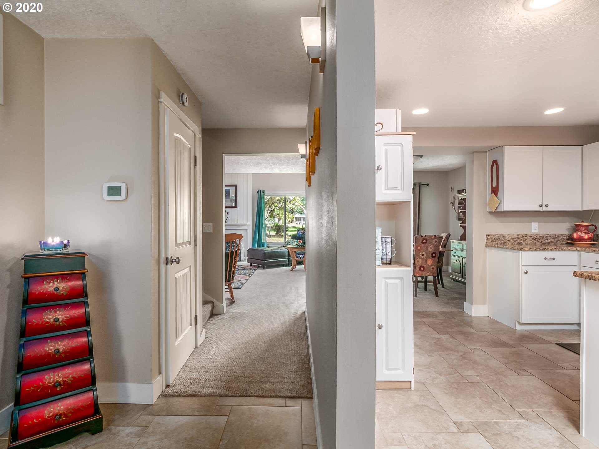 9996 Southwest French Prairie Road Wilsonville, OR 97070 - Photo 6 of 29 Gallery Image 6