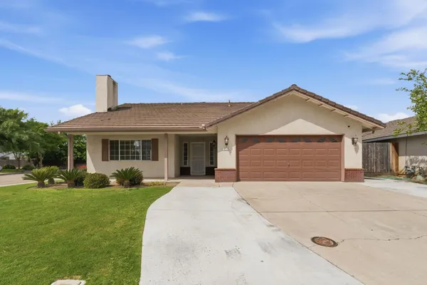 $389,900 | 1515 Morgan Drive, Kingsburg, CA 93631
