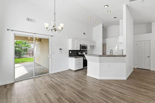 $389,900 | 1515 Morgan Drive, Kingsburg, CA 93631