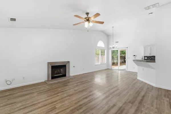 $389,900 | 1515 Morgan Drive, Kingsburg, CA 93631