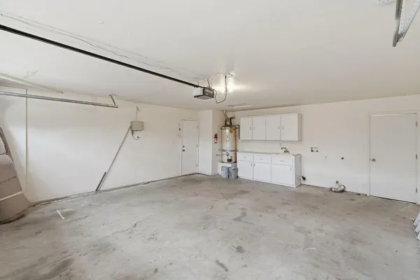 $389,900 | 1515 Morgan Drive, Kingsburg, CA 93631