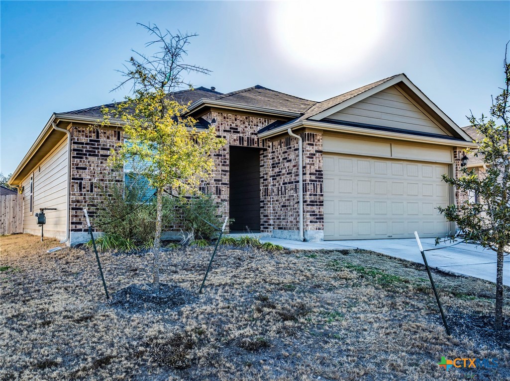 316 Addison Place Lockhart, TX 78644 - Photo 3 of 32