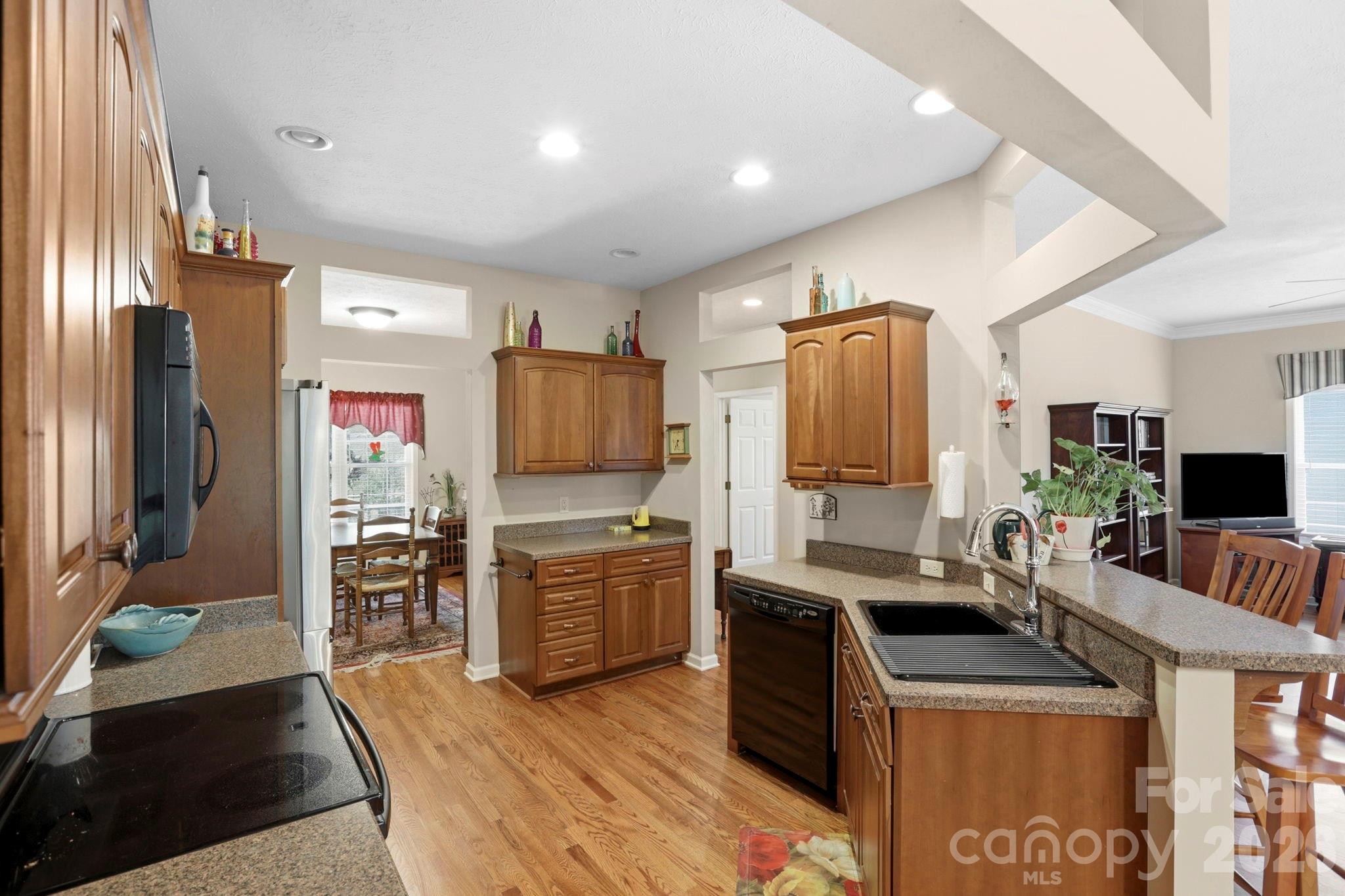45 Shaws Creek Farm Road Hendersonville, NC 28739 - Photo 7 of 27