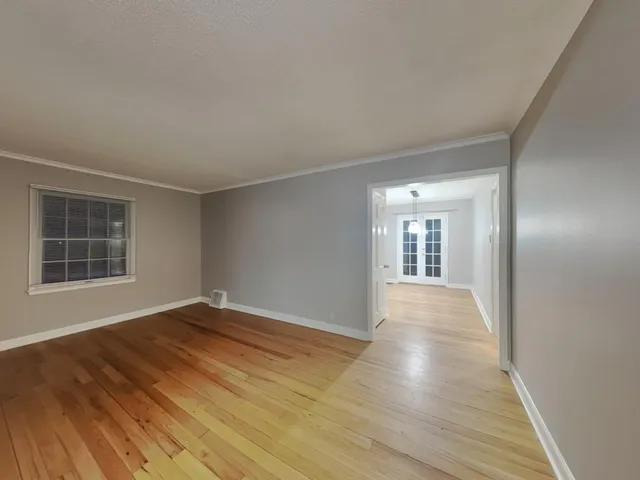 $2,649 | 2942 Zenith Avenue North, Robbinsdale, MN 55422