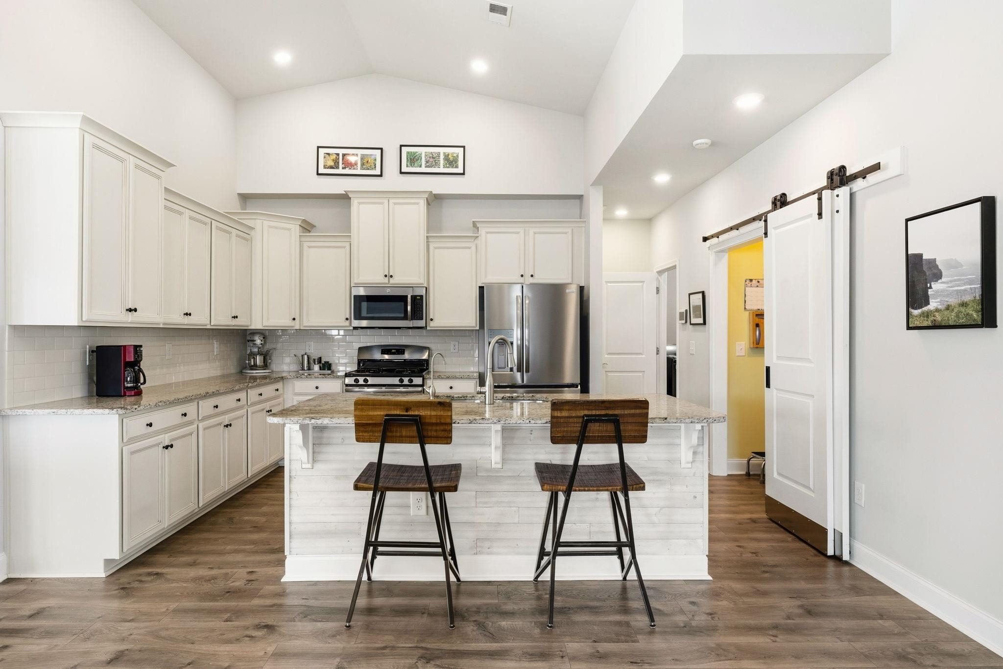 213 Sherwood Drive Murrells Inlet, SC 29576 - Photo 3 of 43