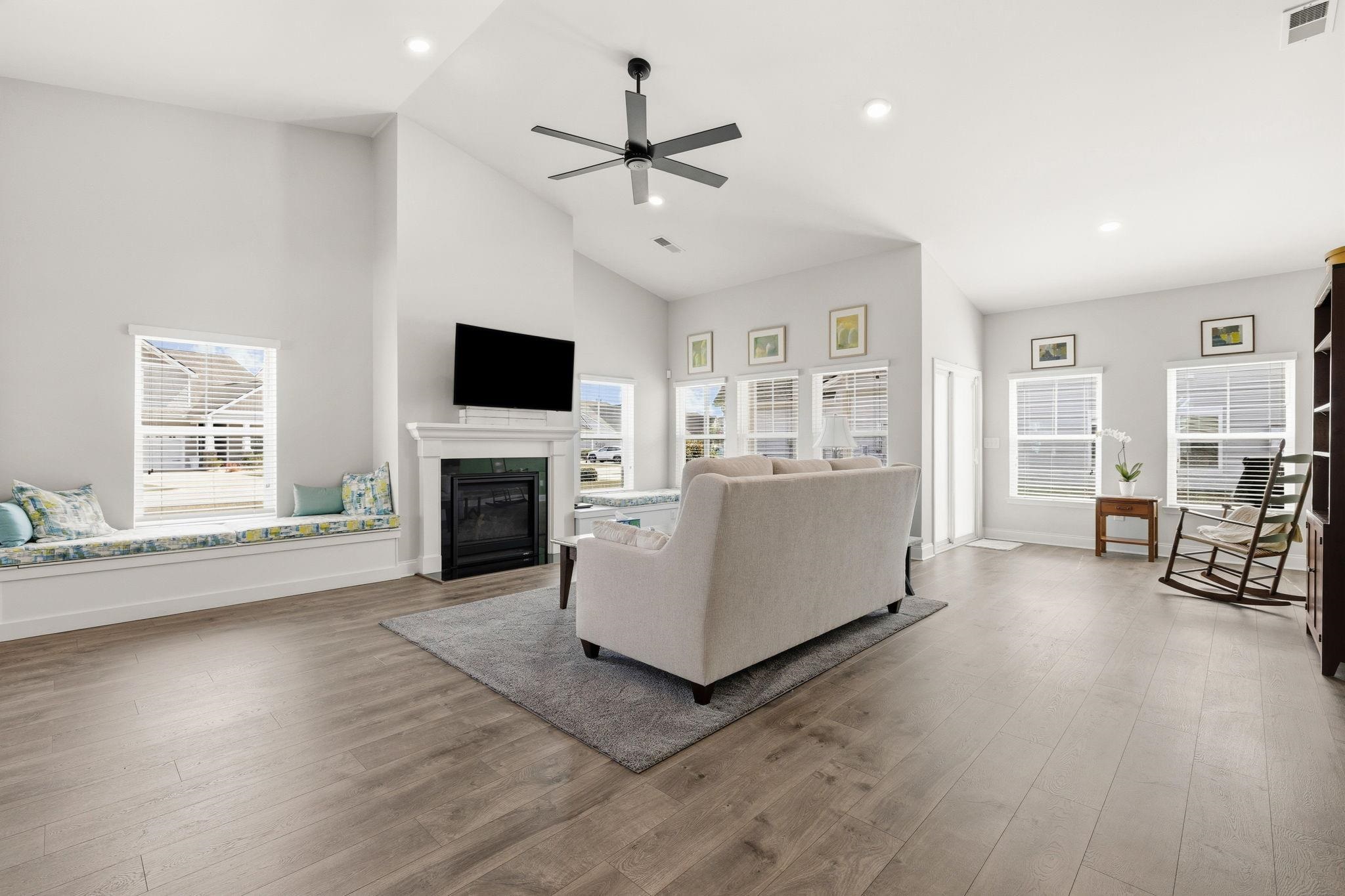 213 Sherwood Drive Murrells Inlet, SC 29576 - Photo 10 of 43