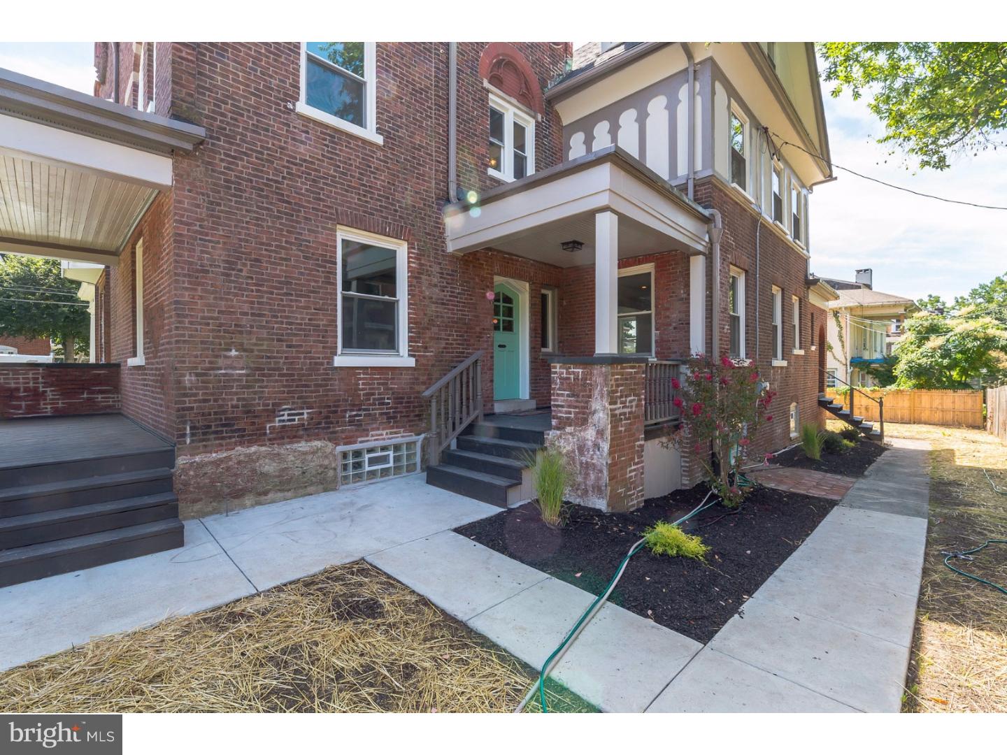 6702 Cresheim Road Philadelphia, PA 19119 - Photo 4 of 24 Gallery Image 4