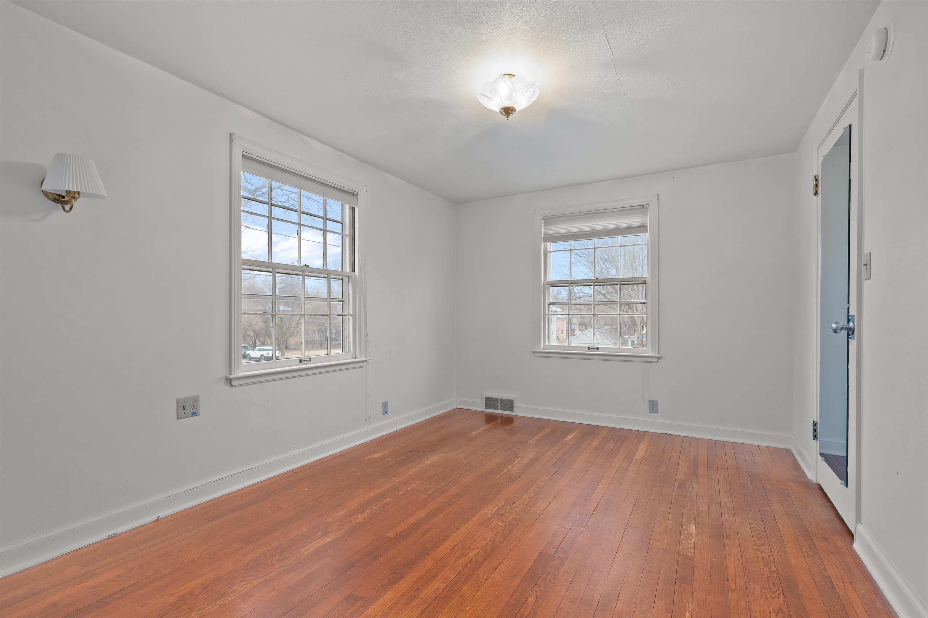 1 South Brokaw Place Appleton, WI 54911 - Photo 24 of 44