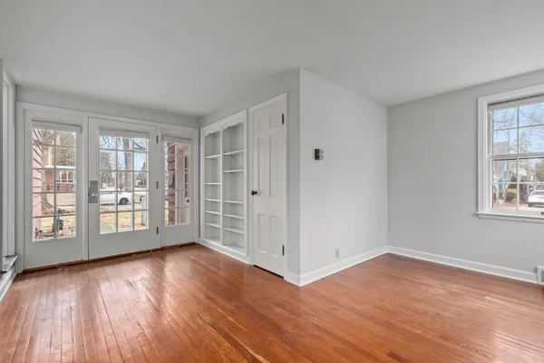 $265,000 | 1 South Brokaw Place, Appleton, WI 54911