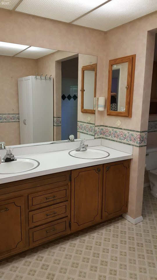 8064 Jordan Road Grand Blanc, MI 48439 - Photo 22 of 37 21307964-22.JPG