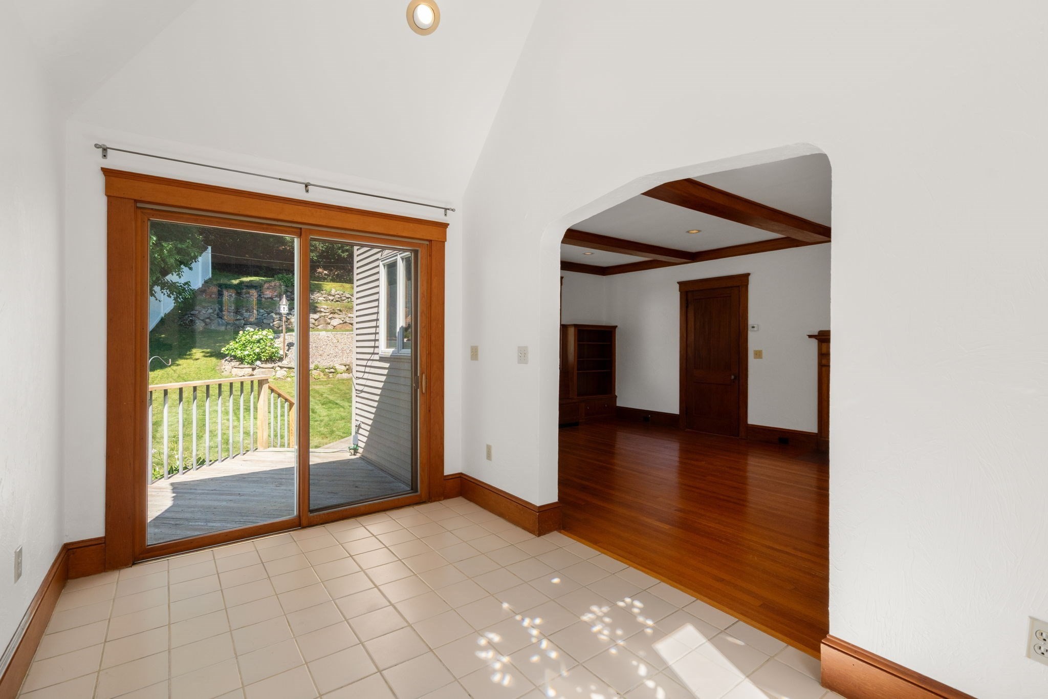 43 Laconia Road Worcester, MA 01609 - Photo 8 of 37 Gallery Image 8
