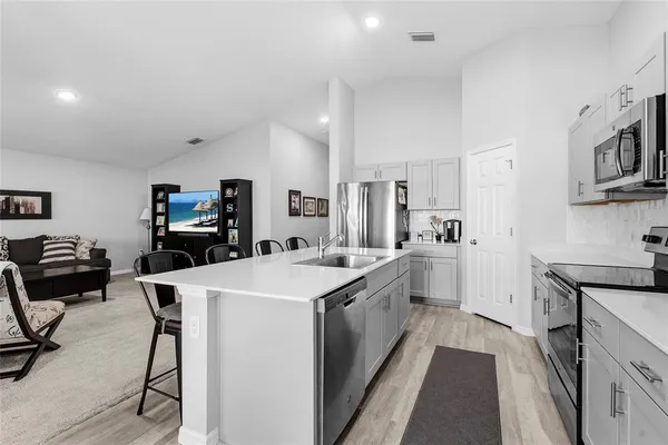 $369,900 | 12824 Bent Twig Drive, Riverview, FL 33579