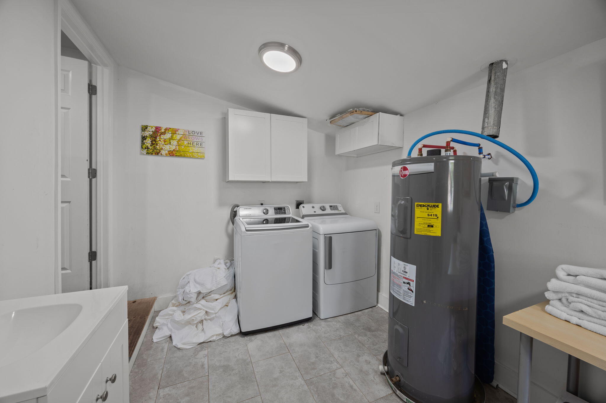 2023 Four Mile Lane Charleston, SC 29405 - Photo 22 of 41 34-web-or-mls-470A1752