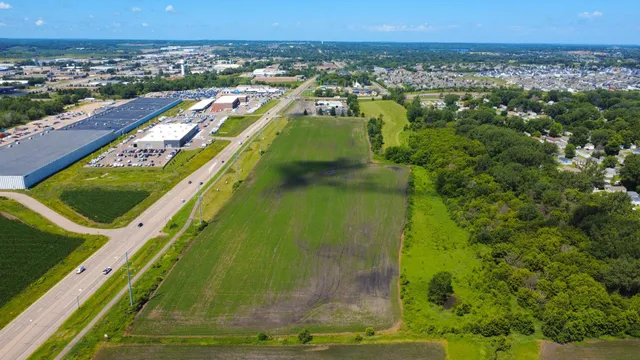 $3,995,000 | 1-3xx Lakeville Boulevard, Lakeville, MN 55044