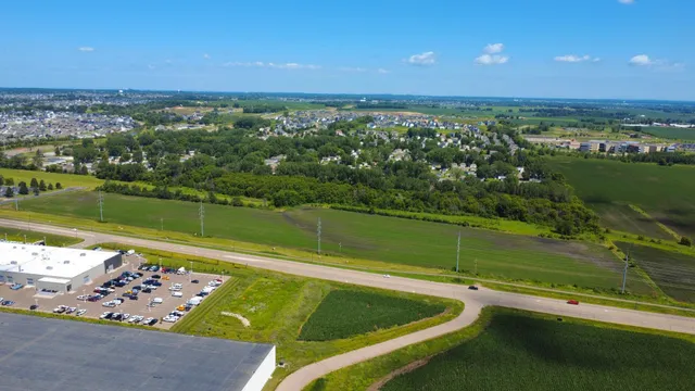 $3,995,000 | 1-3xx Lakeville Boulevard, Lakeville, MN 55044