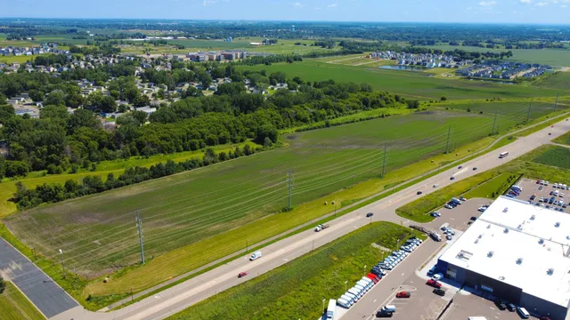 $3,995,000 | 1-3xx Lakeville Boulevard, Lakeville, MN 55044