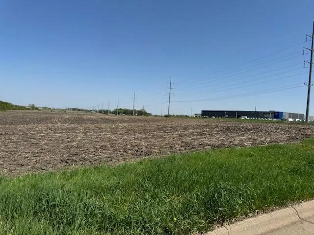 $3,995,000 | 1-3xx Lakeville Boulevard, Lakeville, MN 55044