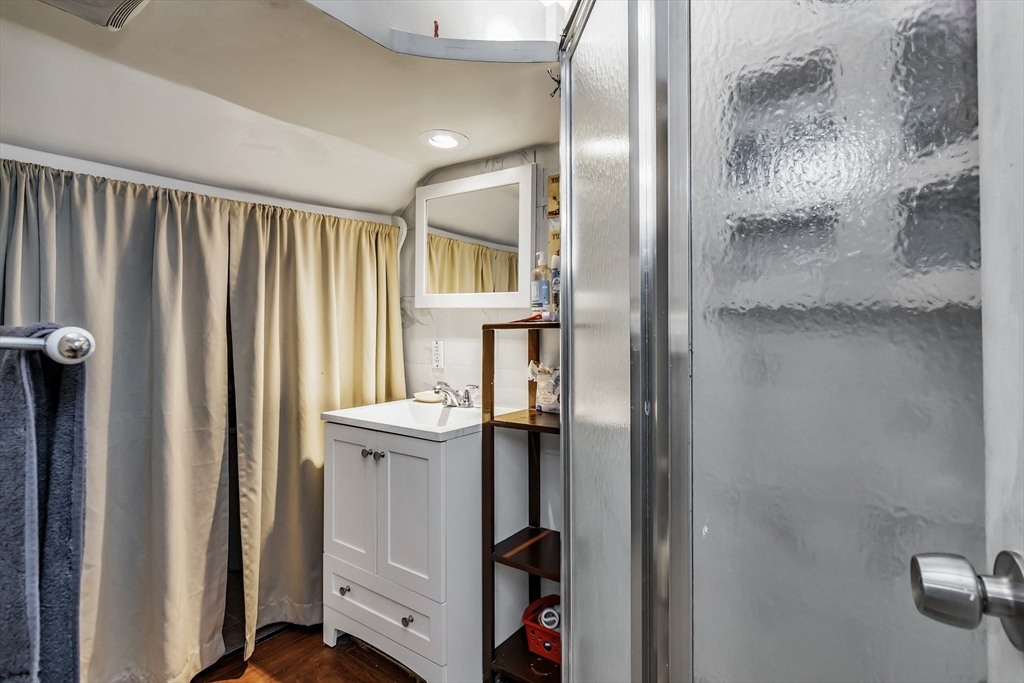 83 Haverhill Street Lawrence, MA 01840 - Photo 13 of 16