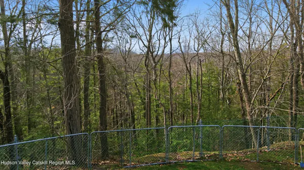 $413,000 | 8 Robbins Lane, Saugerties, NY 12477