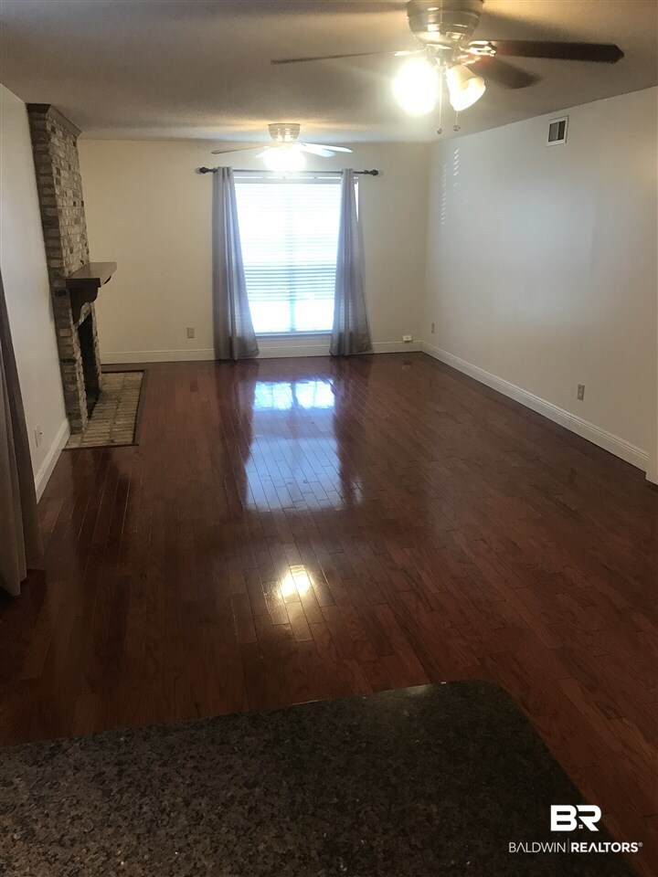 5777 Chester Court Mobile, AL 36609 - Photo 13 of 26