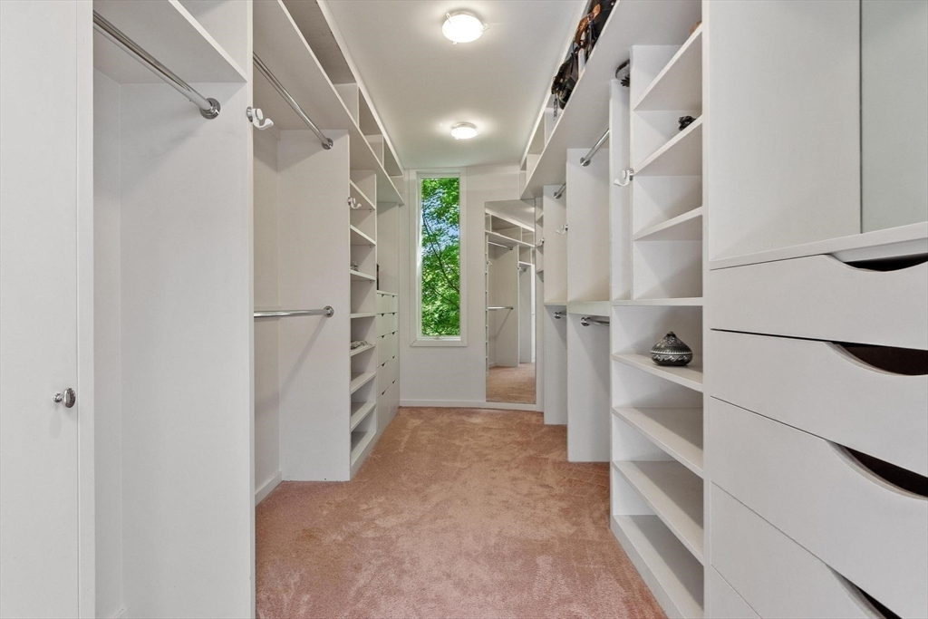 389 River Road Carlisle, MA 01741 - Photo 23 of 39