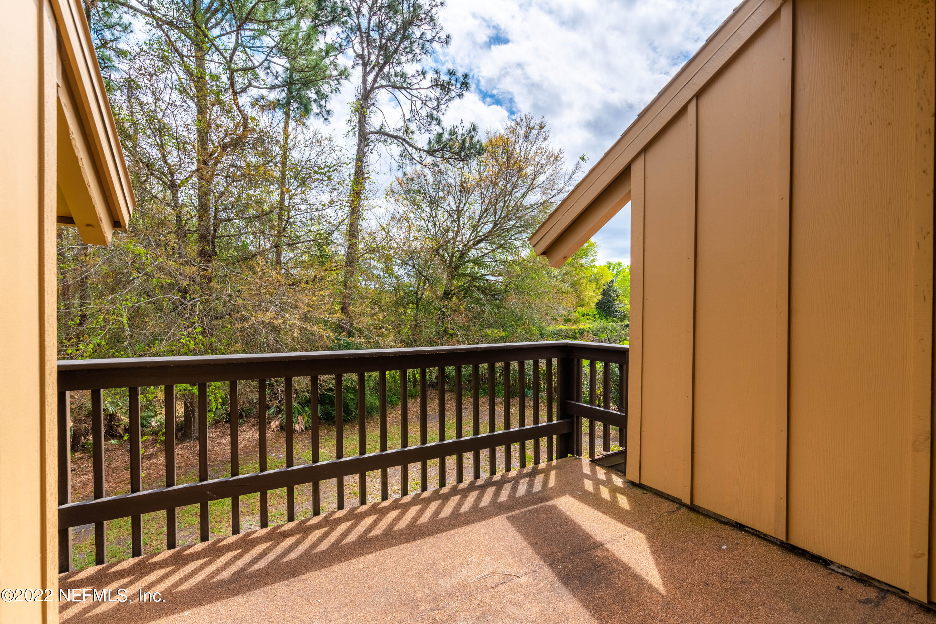 8013 Pine Lake Road Jacksonville, FL 32256 - Photo 28 of 43 Owner's Balcony