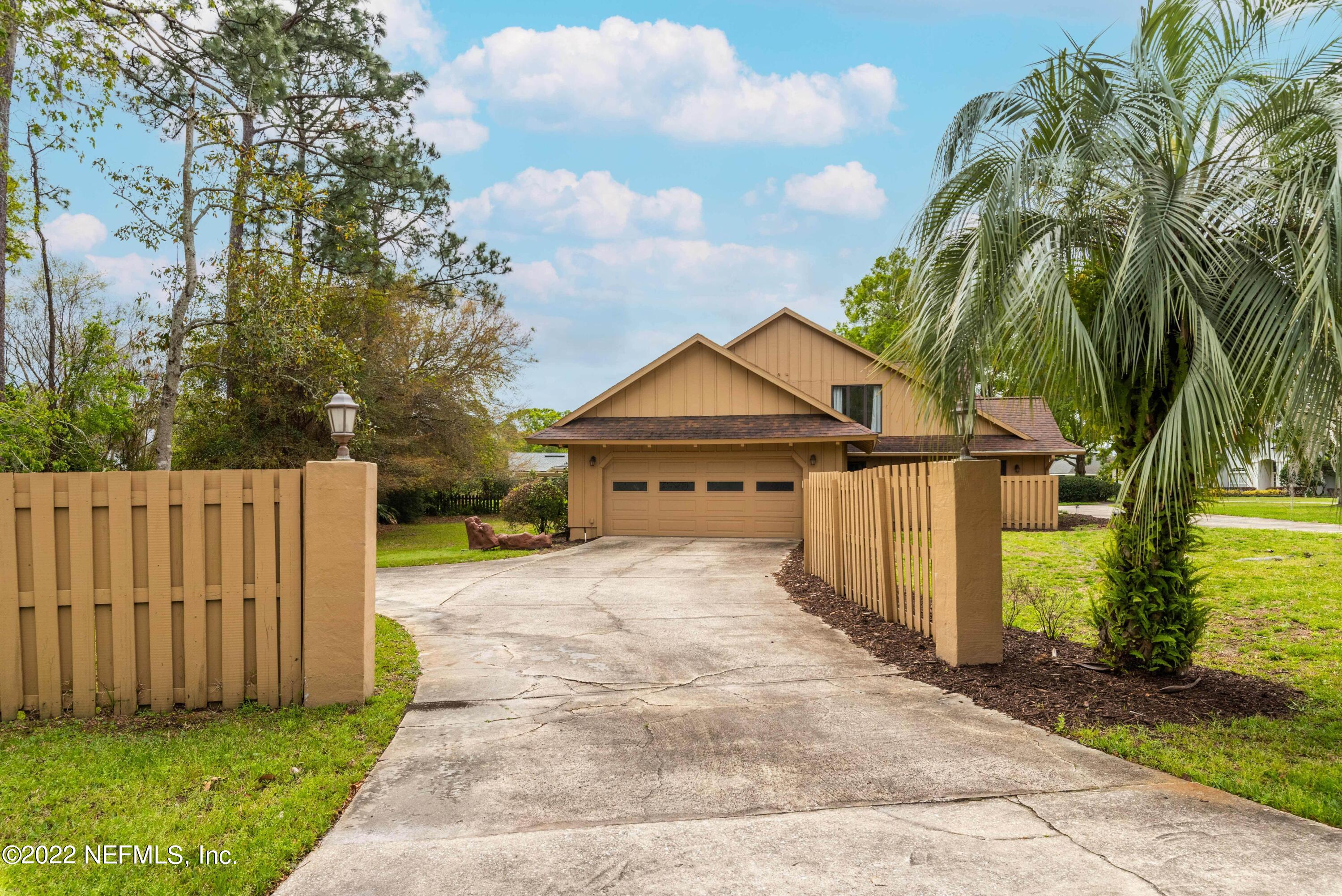 8013 Pine Lake Road Jacksonville, FL 32256 - Photo 39 of 43 Driveway