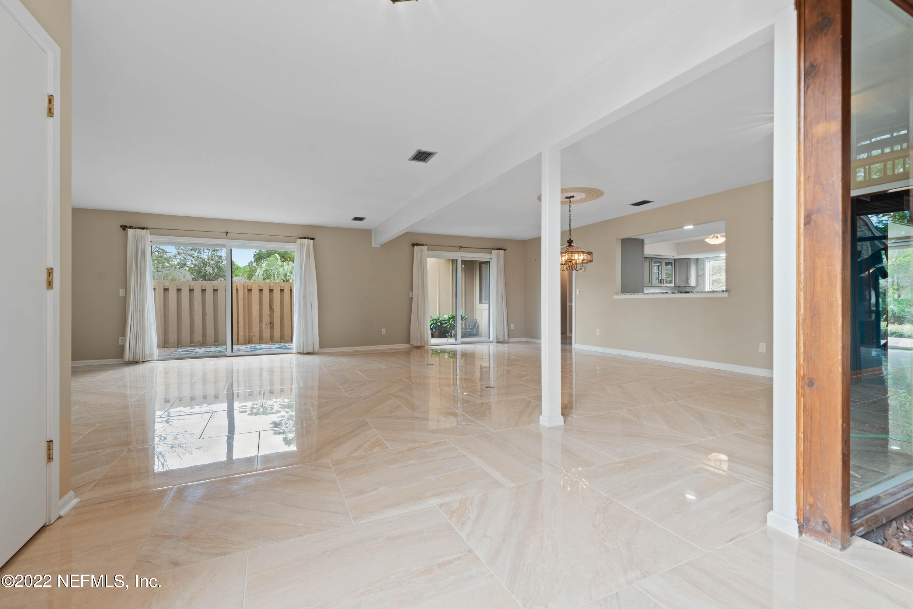 8013 Pine Lake Road Jacksonville, FL 32256 - Photo 4 of 43 Living Room
