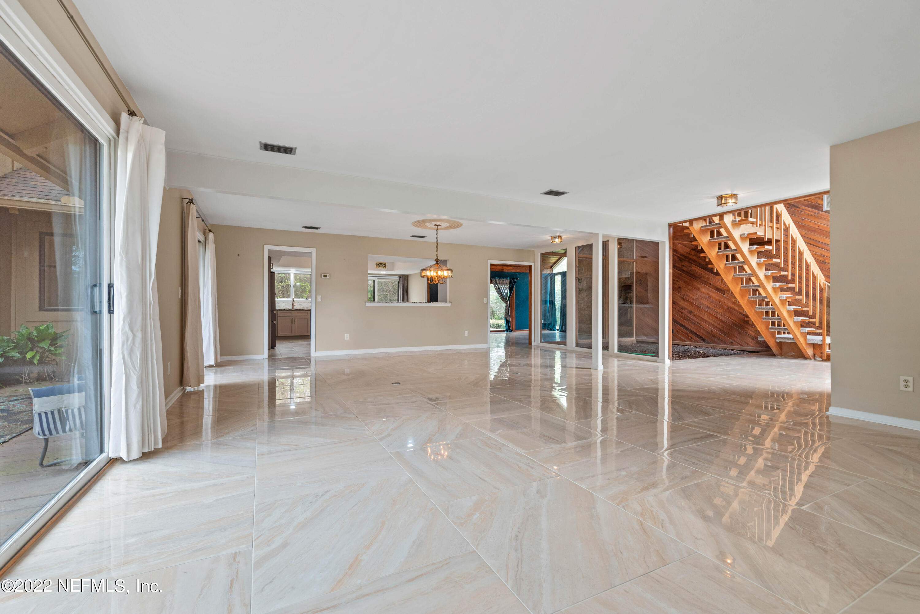 8013 Pine Lake Road Jacksonville, FL 32256 - Photo 5 of 43 Living Room