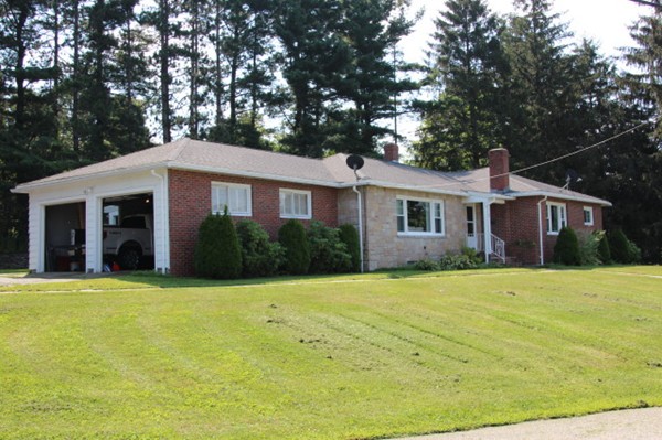 7 Crescent Road Leominster, MA 01453 - Photo 2 of 11 Gallery Image 2