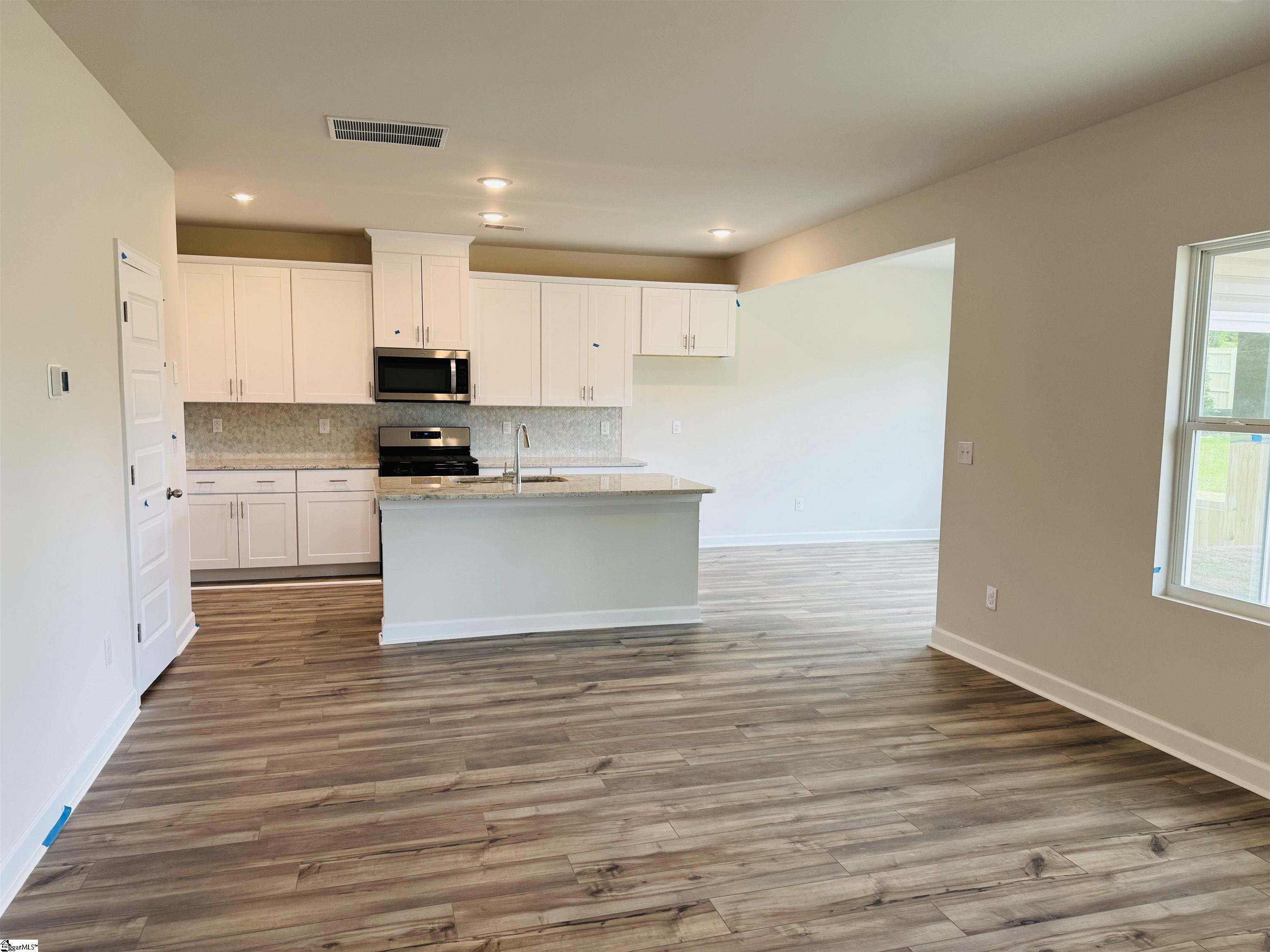 143 Longleaf Lane Pendleton, SC 29670 - Photo 4 of 29