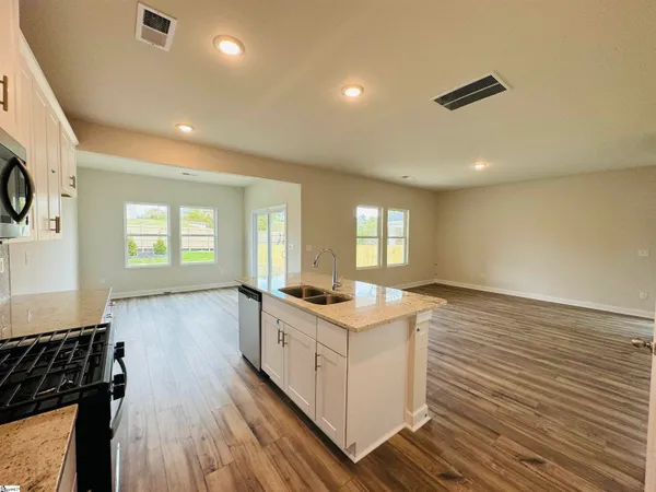 $2,100 | 143 Longleaf Lane, Pendleton, SC 29670