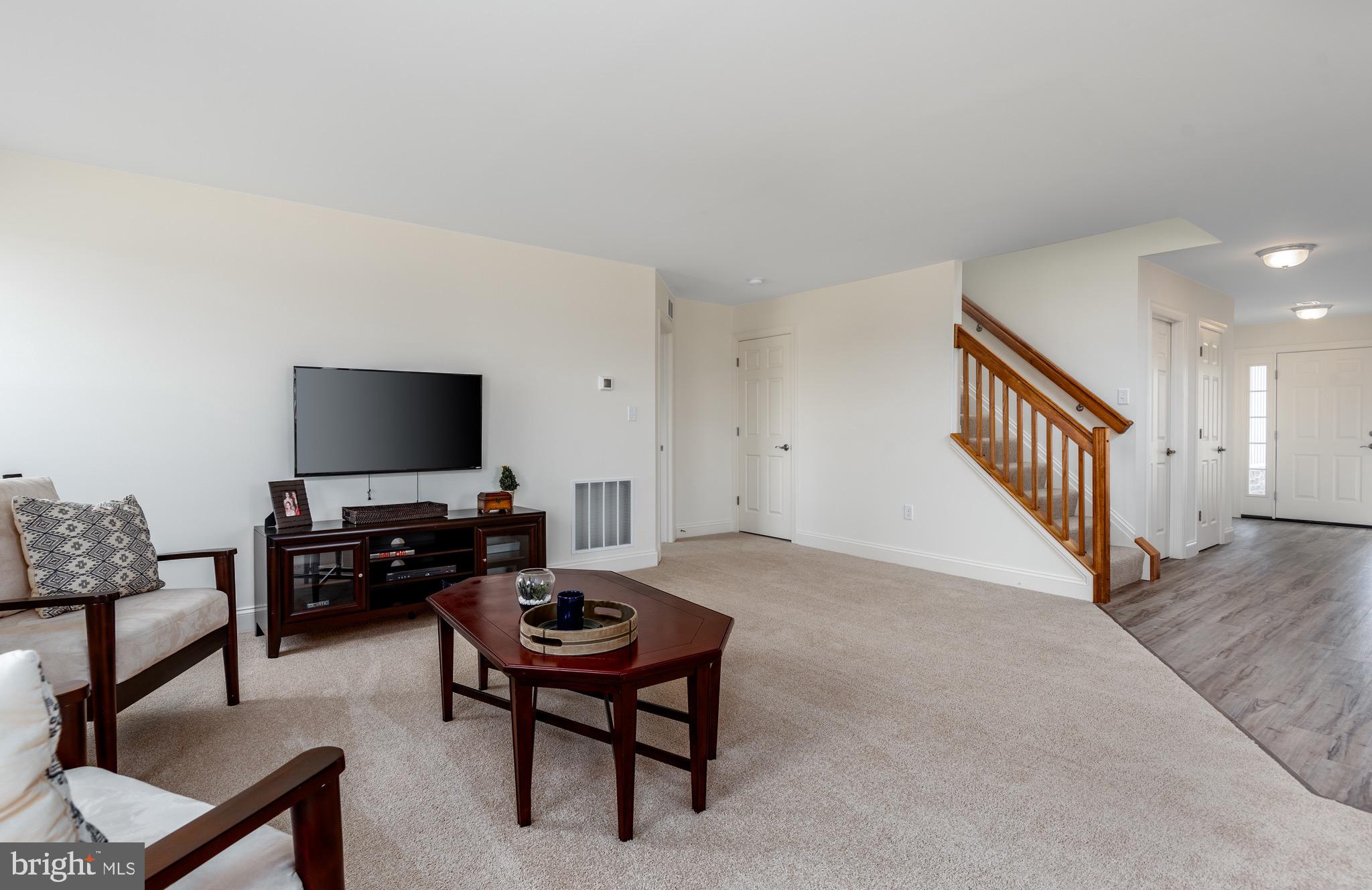 126 Eagle Road Dillsburg, PA 17019 - Photo 10 of 40 Family room with flooring - pic of like home