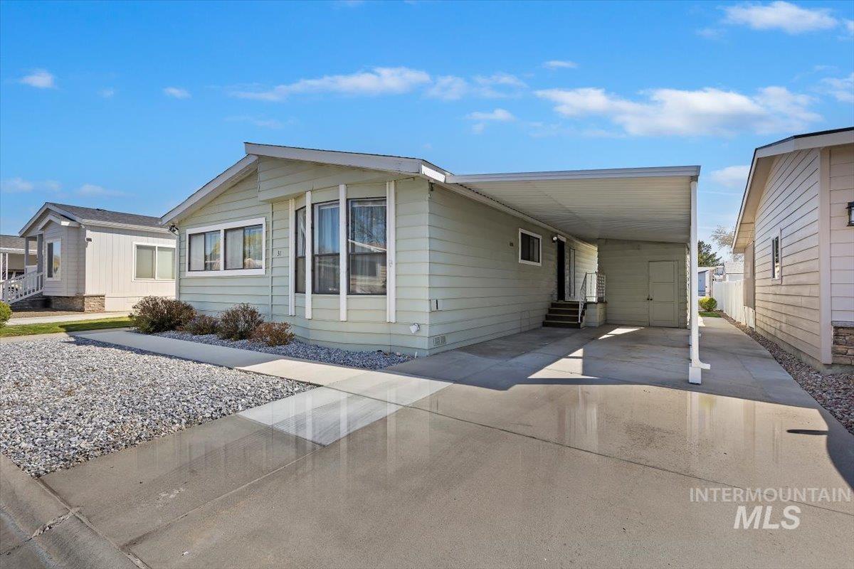 9390 Ustick Road, Unit 31 Boise, ID 83704 - Photo 3 of 22