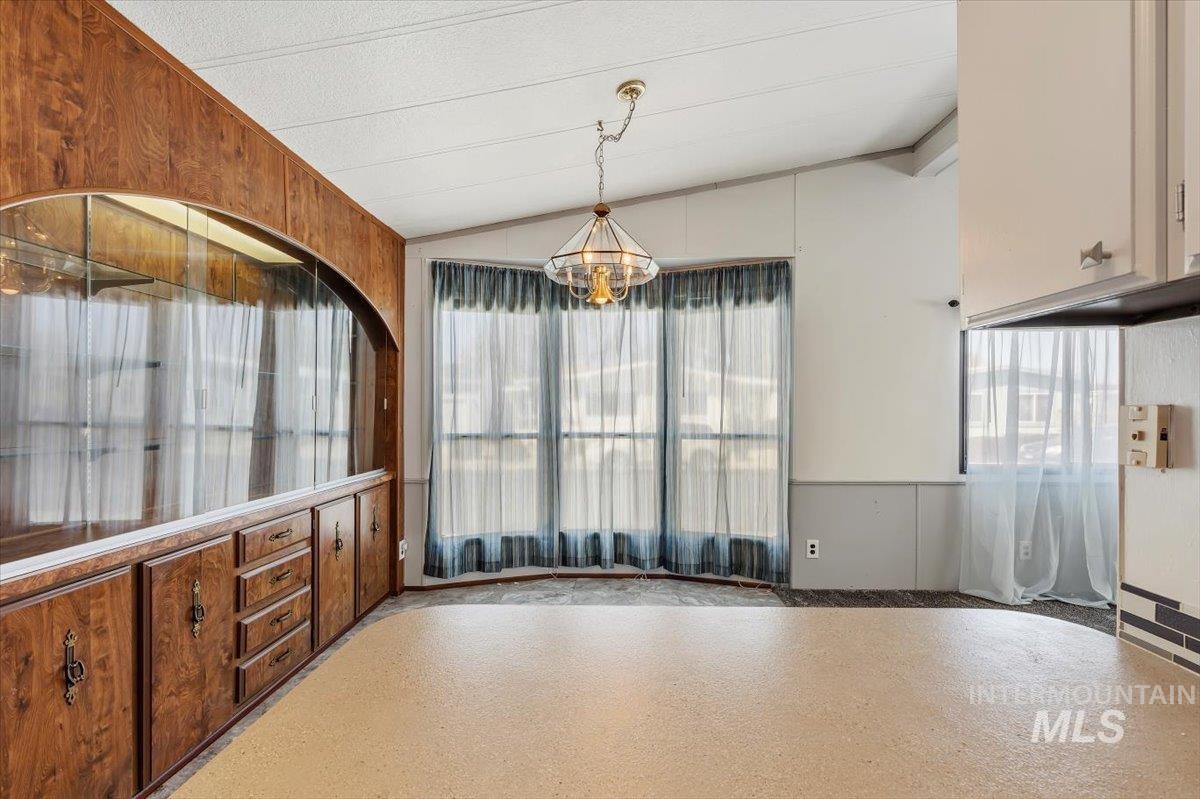 9390 Ustick Road, Unit 31 Boise, ID 83704 - Photo 7 of 22