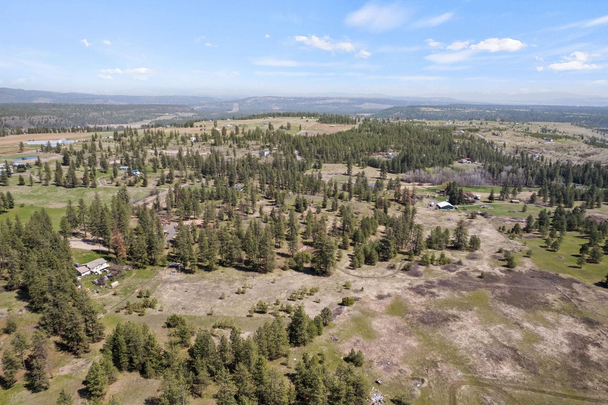 15017 West Lincoln Road Spokane, WA 99224 - Photo 3 of 17 Gallery Image 3