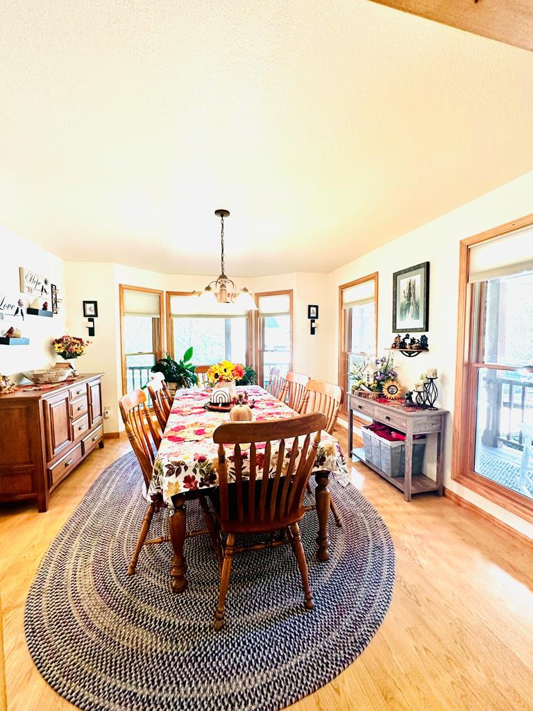 360 Preserve Road Murphy, NC 28906 - Photo 23 of 40 Dining room