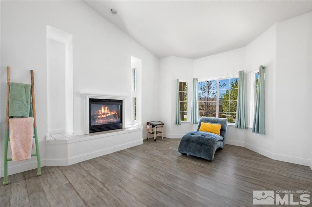 20998 Gunnison Court Reno, NV 89508 - Photo 4 of 33 Photo 4