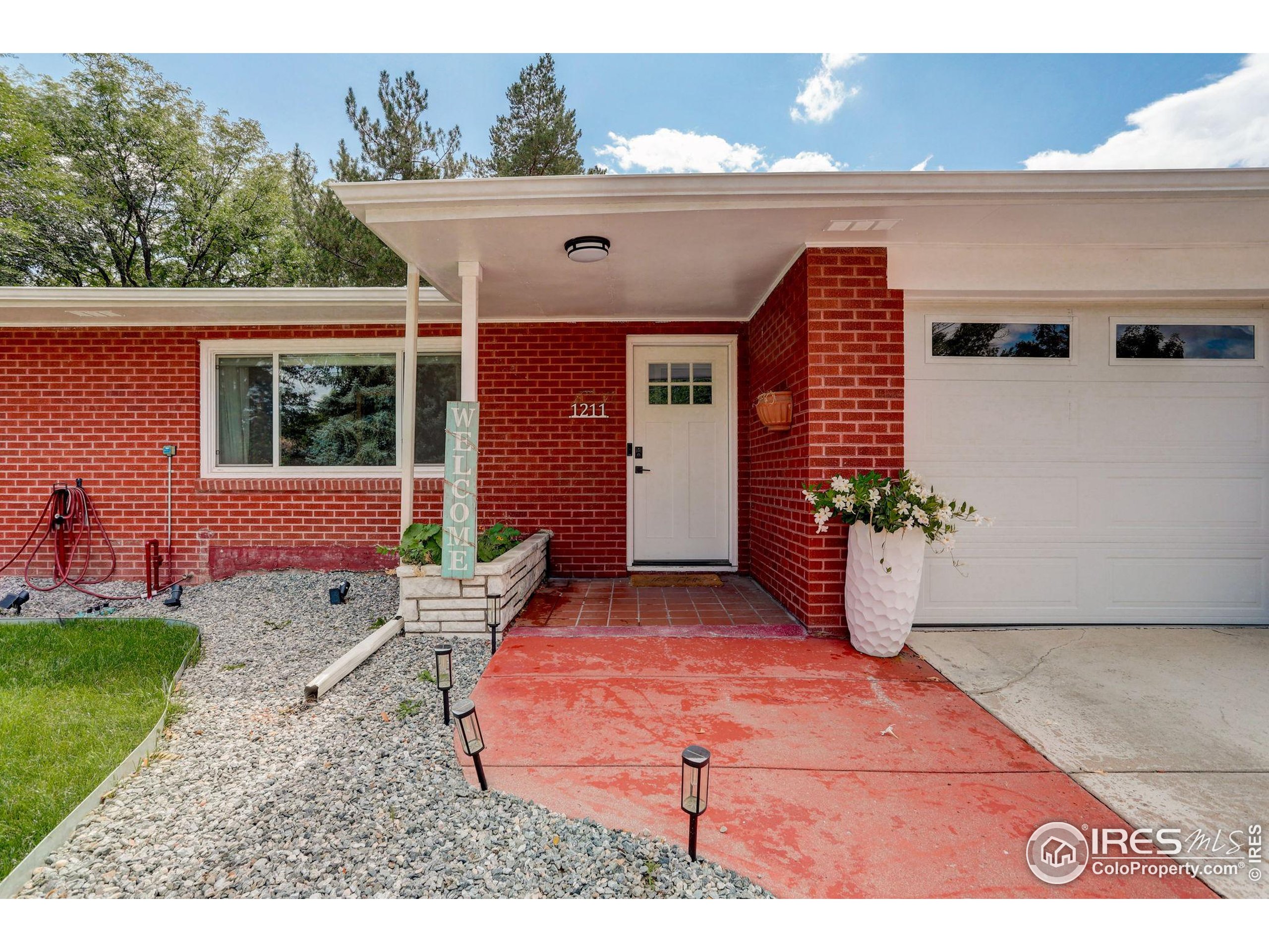 1211 16th Avenue Longmont, CO 80501 - Photo 2 of 36