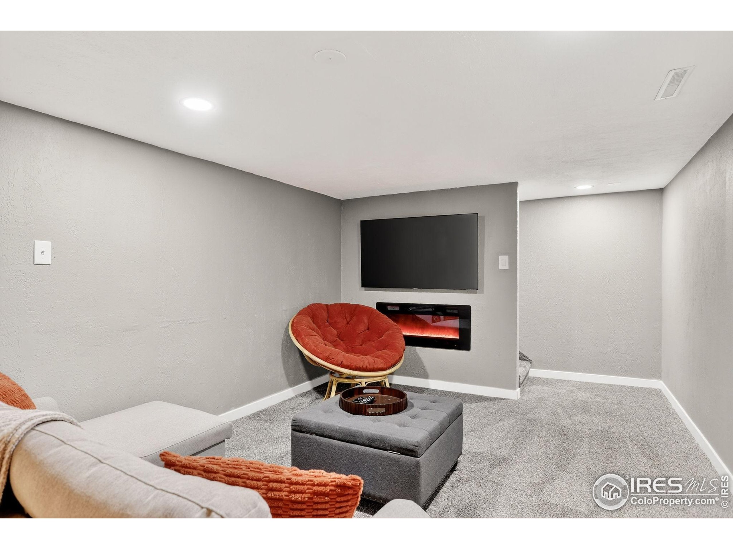 1211 16th Avenue Longmont, CO 80501 - Photo 24 of 36