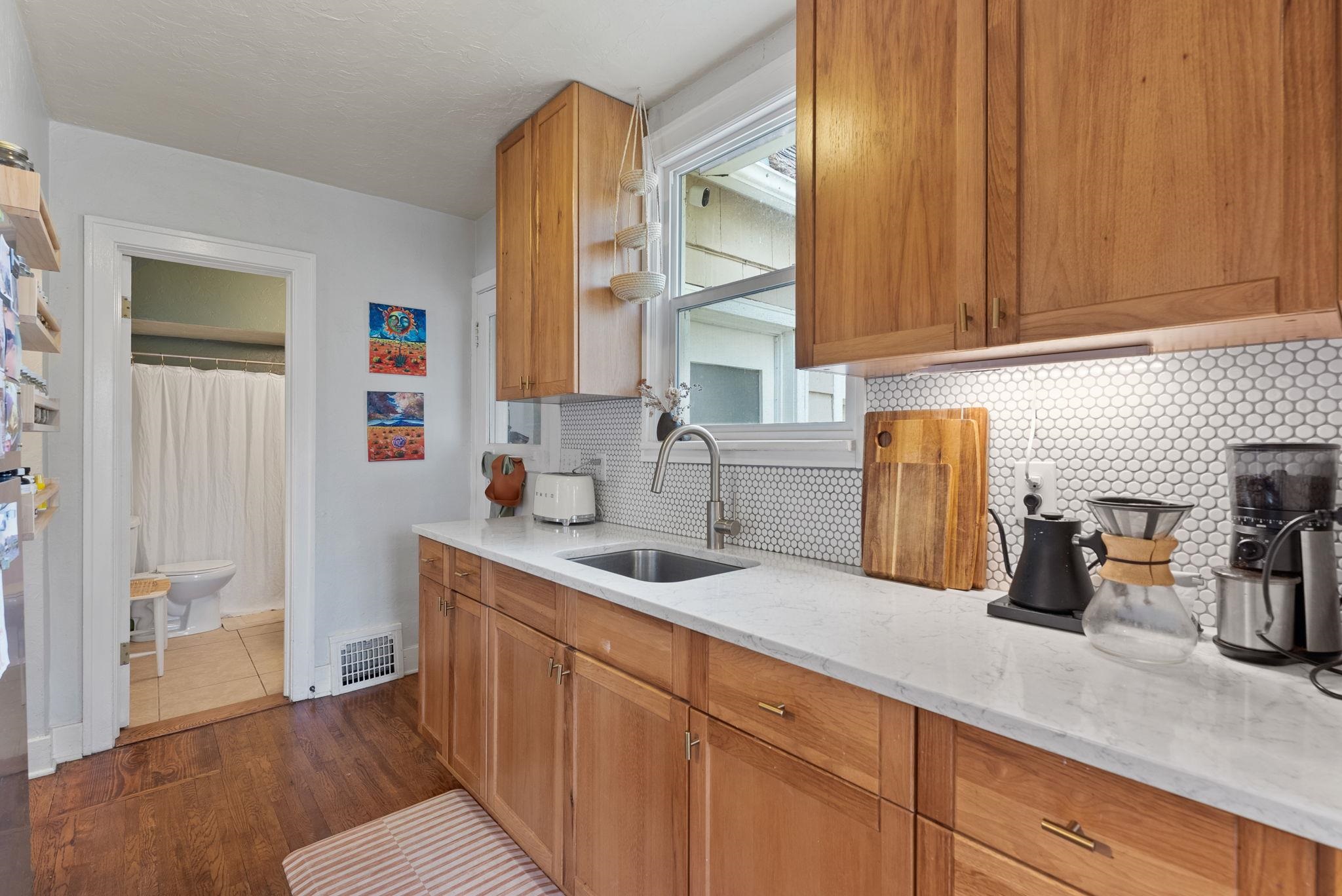 2617 South Post Street Spokane, WA 99203 - Photo 11 of 41